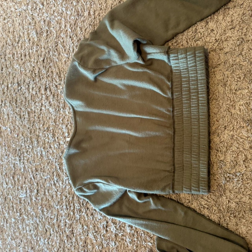 urban outfitters green top - Picture 4 of 4